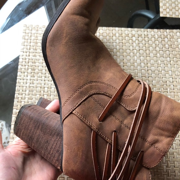 Women’s tan saddle cowboy boots size 10 EUC - Picture 4 of 5
